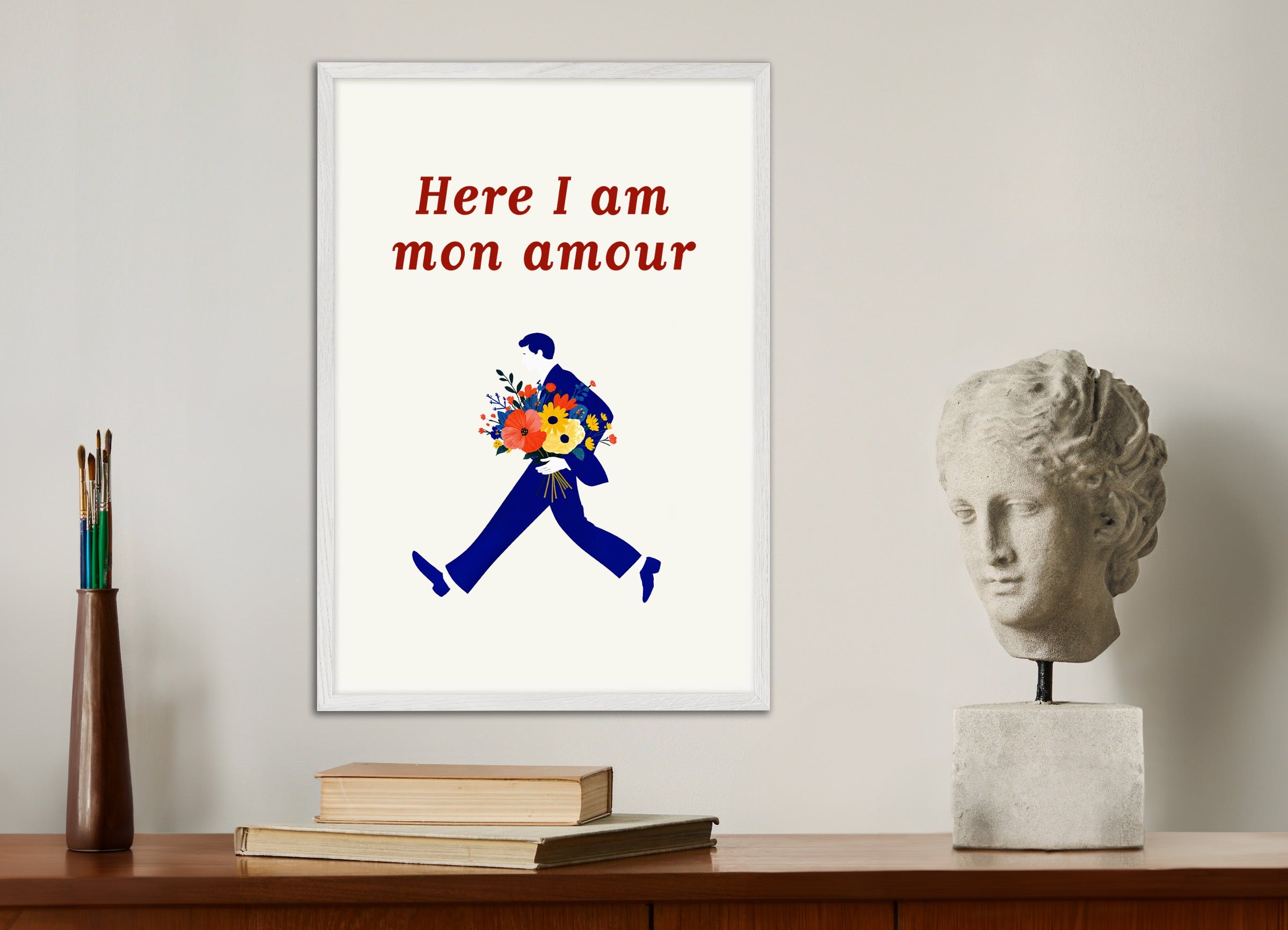 白い木製フレームのポスター：Here I Am, Mon Amour - Flowers