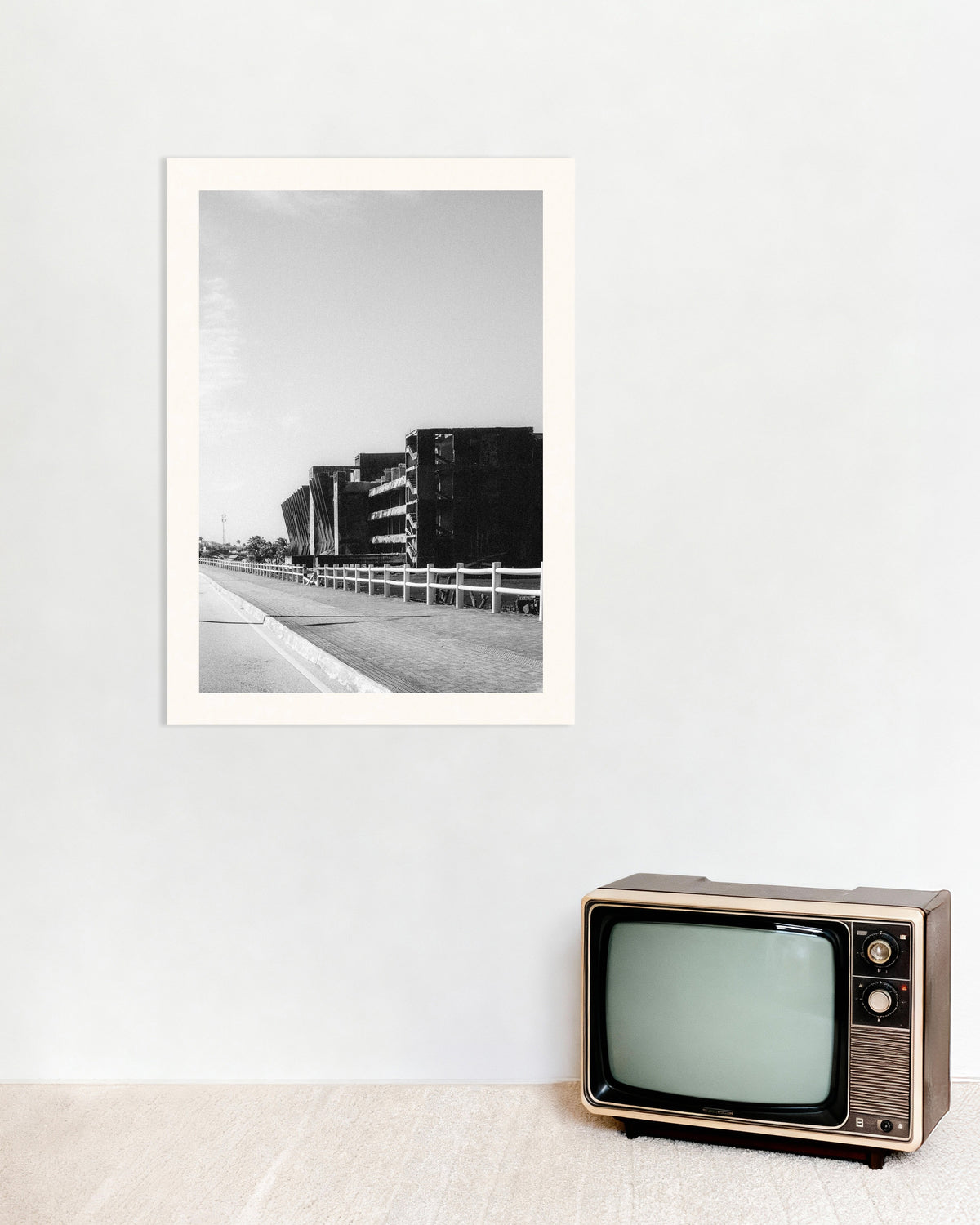 「道端のコンクリート遺跡」のポスター
